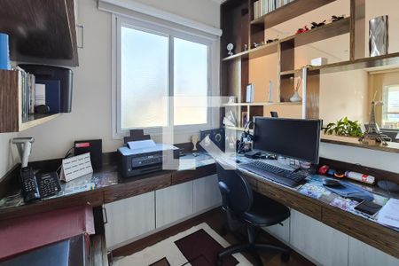 Apartamento à venda com 150m², 3 quartos e 3 vagasEscritório