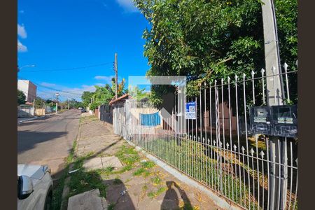 Fachada de casa à venda com 2 quartos, 110m² em Santa Rosa de Lima, Porto Alegre