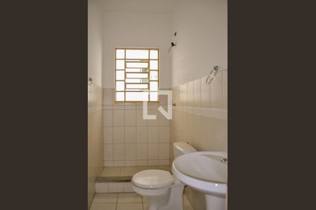 Banheiro de apartamento à venda com 1 quarto, 41m² em Menino Deus, Porto Alegre