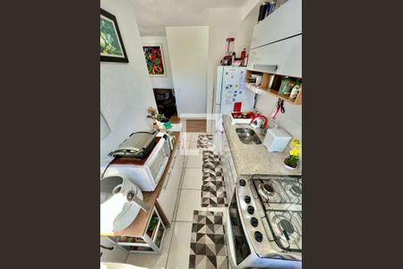 Cozinha de apartamento para alugar com 2 quartos, 52m² em Serrano, Belo Horizonte