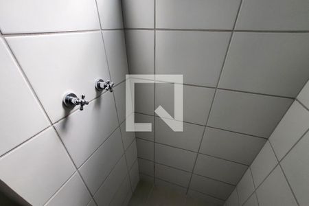 Banheiro da Suíte de apartamento para alugar com 2 quartos, 53m² em Jardim Villagio Ghiraldelli, Hortolândia