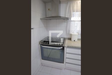 Cozinha de apartamento para alugar com 6 quartos, 326m² em Jardim Campo Grande, São Paulo