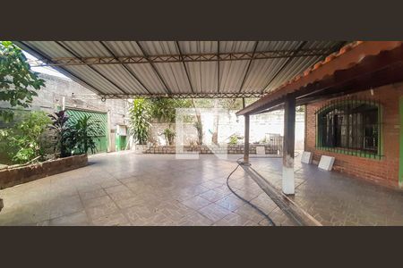 Área comum de casa à venda com 3 quartos, 350m² em Santa Maria, Osasco
