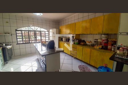 Cozinha de casa à venda com 3 quartos, 350m² em Santa Maria, Osasco
