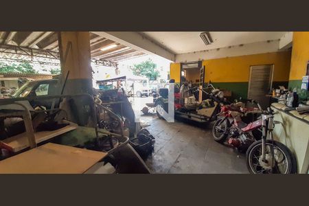 Área comum de casa à venda com 3 quartos, 350m² em Santa Maria, Osasco