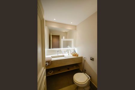 Lavabo de apartamento à venda com 4 quartos, 340m² em Tijuca, Rio de Janeiro