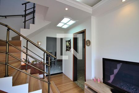 Sala  de casa à venda com 4 quartos, 454m² em Bairro dos Casa, São Bernardo do Campo