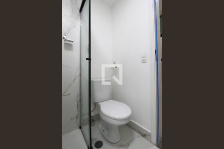 Banheiro de apartamento para alugar com 1 quarto, 24m² em Indianópolis, São Paulo