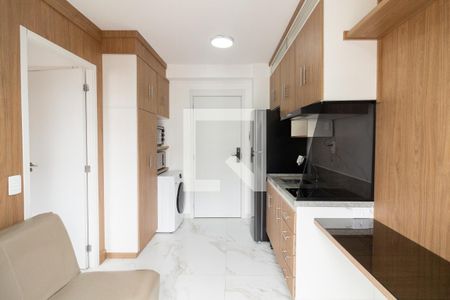 Sala/Cozinha de apartamento para alugar com 1 quarto, 23m² em Vila Butantã, São Paulo