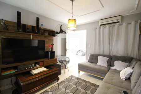 Sala de casa de condomínio para alugar com 3 quartos, 107m² em Curicica, Rio de Janeiro