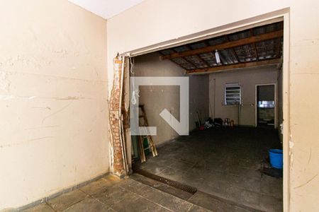 Garagem de casa à venda com 4 quartos, 260m² em Vila Romana, São Paulo