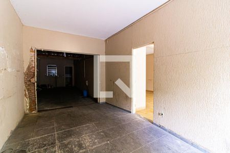 Garagem de casa à venda com 4 quartos, 260m² em Vila Romana, São Paulo