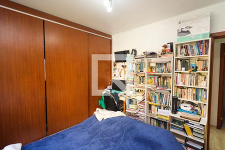 Quarto 1 de apartamento à venda com 2 quartos, 70m² em Partenon, Porto Alegre