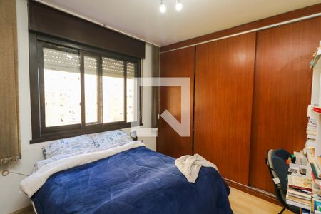 Quarto 1 de apartamento à venda com 2 quartos, 70m² em Partenon, Porto Alegre