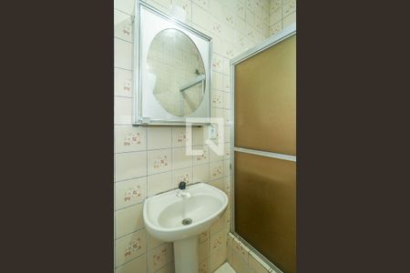 Banheiro da Suíte de apartamento para alugar com 1 quarto, 35m² em Floresta, Porto Alegre