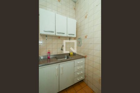 Cozinha de apartamento para alugar com 1 quarto, 35m² em Floresta, Porto Alegre