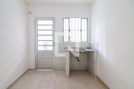 Sala/Cozinha de casa para alugar com 1 quarto, 47m² em Jardim Raposo Tavares, São Paulo