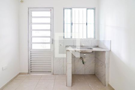 Sala/Cozinha de casa para alugar com 1 quarto, 47m² em Jardim Raposo Tavares, São Paulo