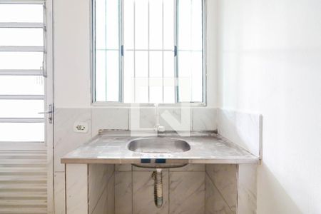 Sala/Cozinha de casa para alugar com 1 quarto, 47m² em Jardim Raposo Tavares, São Paulo