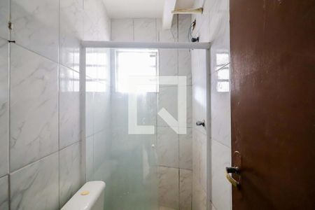 Banheiro de casa para alugar com 1 quarto, 47m² em Jardim Raposo Tavares, São Paulo