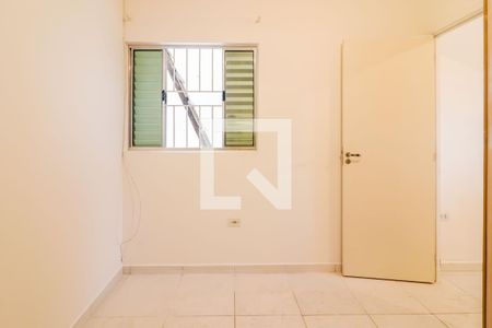 Quarto 2 de casa para alugar com 2 quartos, 50m² em Jardim Raposo Tavares, São Paulo