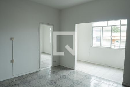 Sala de apartamento à venda com 3 quartos, 120m² em Olaria, Rio de Janeiro