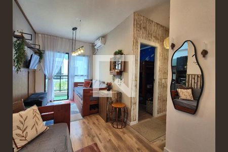 Sala de apartamento à venda com 2 quartos, 65m² em Recreio dos Bandeirantes, Rio de Janeiro