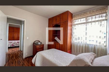 Apartamento à venda com 2 quartos, 62m² em Sagrada Família, Belo Horizonte