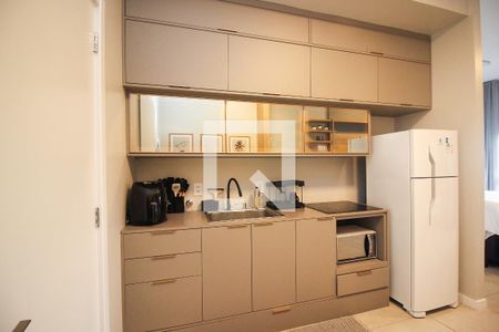 Cozinha de apartamento à venda com 1 quarto, 35m² em Teresópolis, Porto Alegre