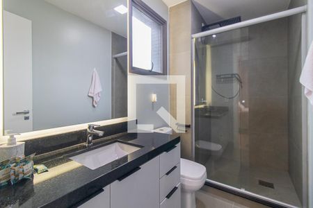 Banheiro de apartamento à venda com 1 quarto, 35m² em Teresópolis, Porto Alegre