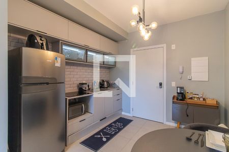Cozinha de apartamento à venda com 1 quarto, 35m² em Teresópolis, Porto Alegre