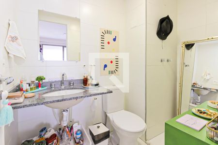 Banheiro Social de apartamento à venda com 2 quartos, 69m² em Santo Amaro, São Paulo