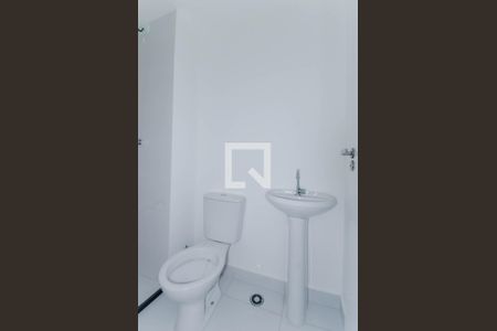 Banheiro de apartamento para alugar com 2 quartos, 33m² em Vila Maria, Guarulhos