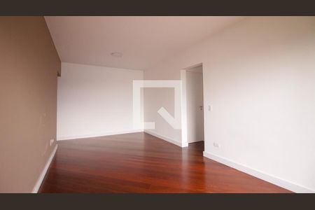 Sala de apartamento para alugar com 2 quartos, 58m² em Vila Ivone, São Paulo
