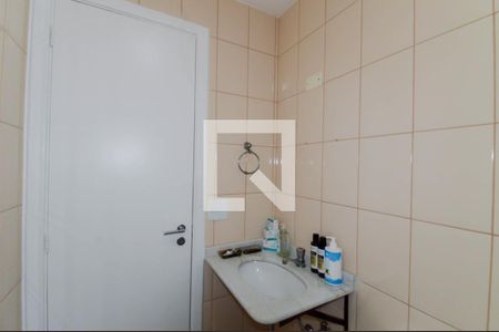 Banheiro Social de apartamento à venda com 2 quartos, 61m² em Jardim Aida, Guarulhos