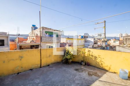 Área de Serviço e Varanda (Casa 1) de casa à venda com 4 quartos, 125m² em Parque das Bandeiras, Osasco