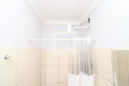 Banheiro Social de casa de condomínio para alugar com 1 quarto, 25m² em Cocotá, Rio de Janeiro