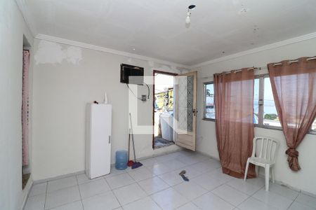 Sala/Quarto de casa de condomínio para alugar com 1 quarto, 25m² em Cocotá, Rio de Janeiro