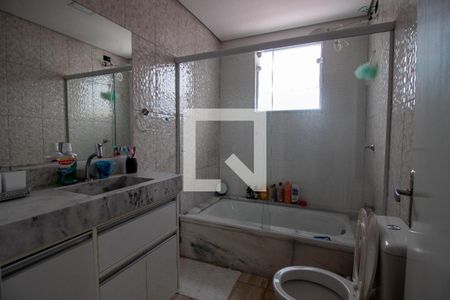 Banheiro Suíte de casa à venda com 2 quartos, 103m² em Jardim Trussardi, São Paulo