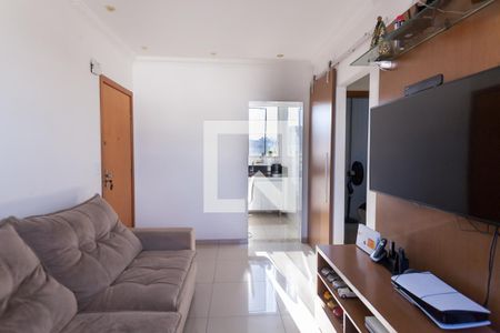 Sala de apartamento à venda com 2 quartos, 100m² em Cabral, Contagem
