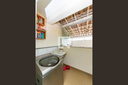 Área de Serviço de casa de condomínio à venda com 3 quartos, 143m² em Cabral, Contagem