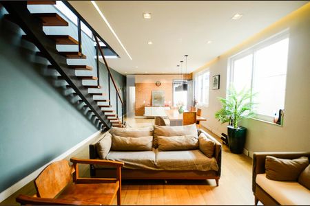 Sala de casa à venda com 3 quartos, 250m² em Tijuca, Rio de Janeiro