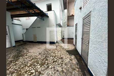 Casa à venda com 4 quartos, 190m² em Liberdade, São Paulo
