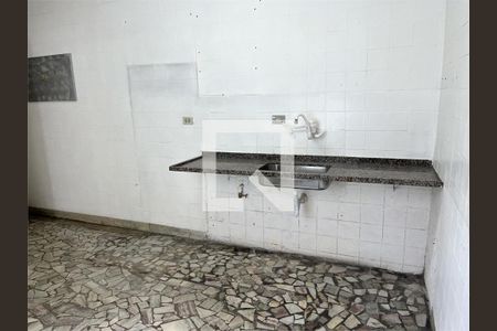 Casa à venda com 4 quartos, 190m² em Liberdade, São Paulo