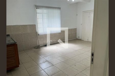 Casa à venda com 4 quartos, 190m² em Liberdade, São Paulo