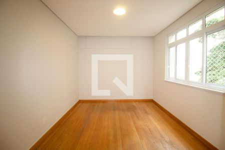 Sala de apartamento à venda com 2 quartos, 144m² em Cerqueira César, São Paulo