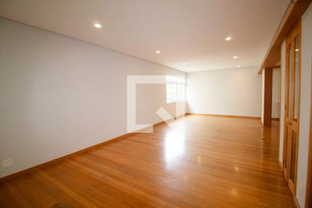 Sala de apartamento à venda com 2 quartos, 144m² em Cerqueira César, São Paulo
