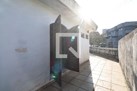 Varanda suite de casa à venda com 3 quartos, 176m² em Santa Maria, Santo André