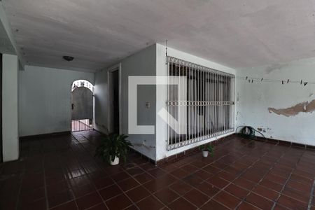 Garagem de casa à venda com 3 quartos, 176m² em Santa Maria, Santo André