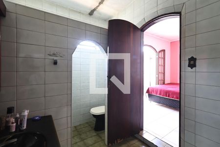 Banheiro da Suíte de casa à venda com 3 quartos, 176m² em Santa Maria, Santo André